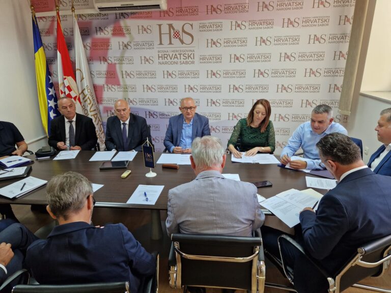 Priopćenje za javnost s treće sjednice Glavnog vijeća HNS-a