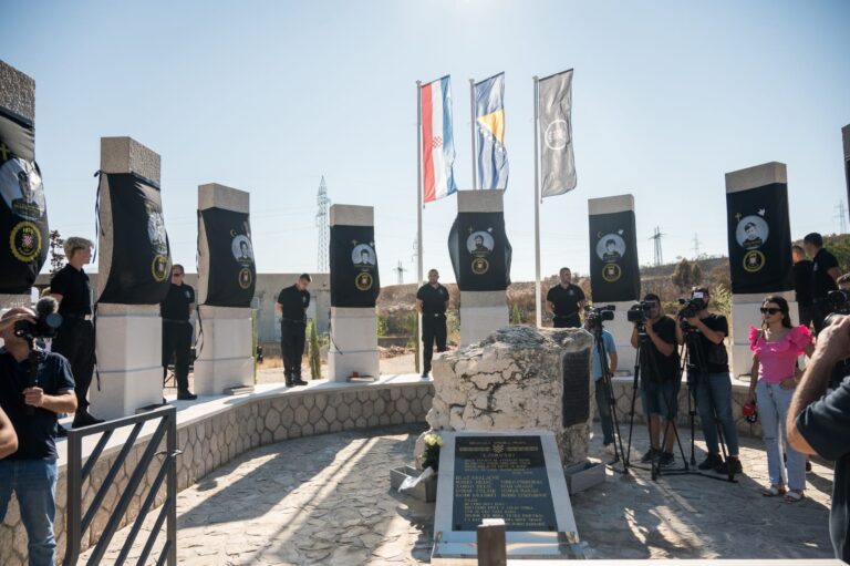 Predsjednik Čović sudjelovao na obilježavanju 32. obljetnice pogibije generala Blaža Kraljevića i osmorice pripadnika HOS-a