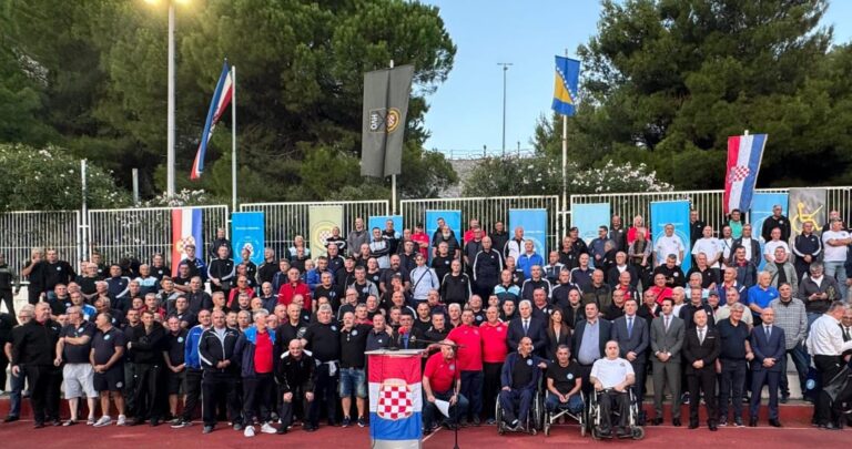 Predsjednik Čović na svečanom otvorenju 24. sportskih igara Zajednice županijskihzajednica i udruga članova HVIDRA-e HVO HB: “Hvala za svaku žrtvu i svaku kapkrvi, vi ste temelj naše slobode”