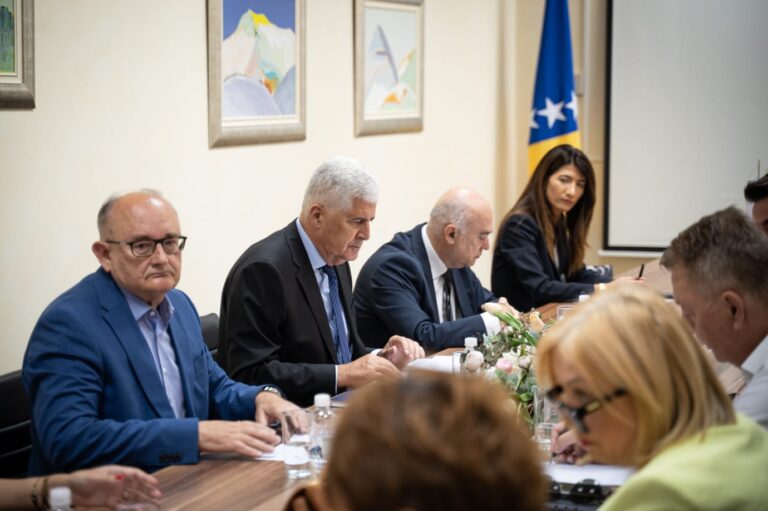 Predsjedništvo HNS-a BiH o političkom trenutku i strateškim pitanjima na 18. redovitoj sjednici