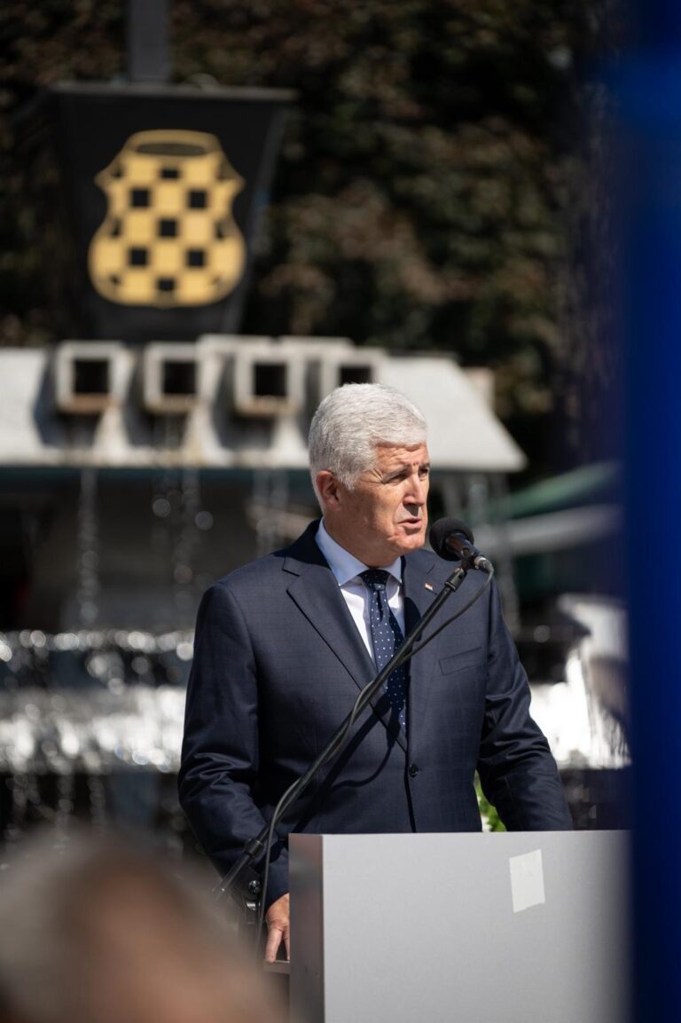 Svečano obilježena 30. obljetnica VRO „Maestral“ i oslobođenja Jajca uz nazočnost predsjednika Hrvatskog narodnog sabora Bosne i Hercegovine Čovića i predsjednika Vlade Republike Hrvatske Plenkovića