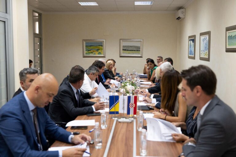 Održana 20. sjednica Predsjedništva HNS-a BiH: Predsjednik Čović istaknuo mir, europski put i pravo Hrvata na legitimno političko predstavljanje