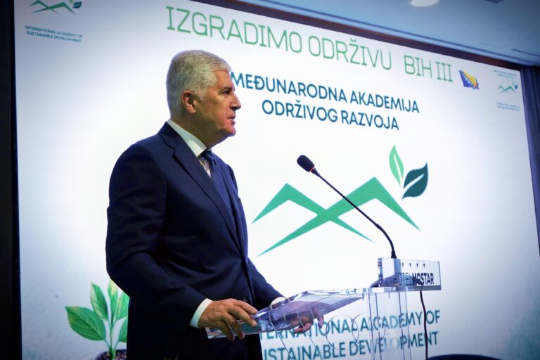 Predsjednik Čović svečano otvorio treću međunarodnu konferenciju „Izgradimo održivu BiH“: Sklad zelenog i digitalnog razvoja ključ je održive budućnosti BiH